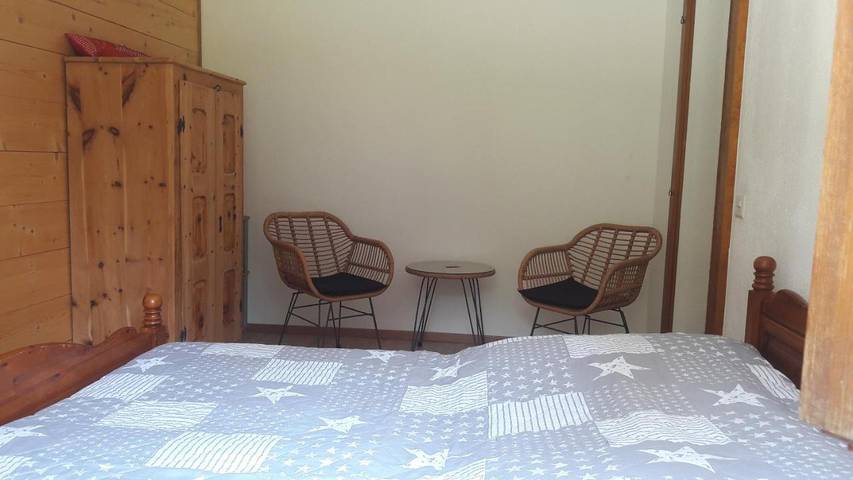 Gîte pour 2 personnes, avec vue et jardin à Arbaz - 3