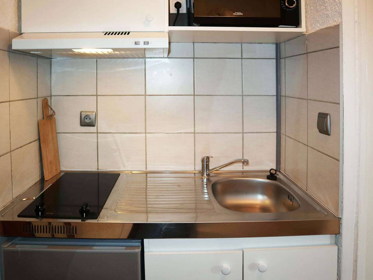 Ganzes Studio, Studio für 2 im Herzen von Les Orres 1650 mit Balkon und Skiraum in Les Orres, Nationalpark Écrins