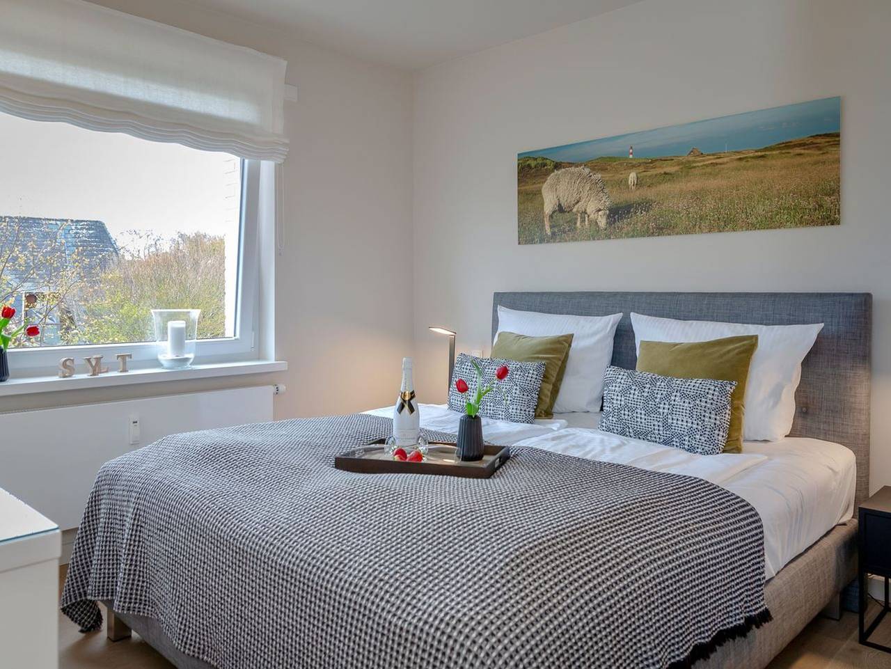 Ganze Ferienwohnung, Schneckenhüs - Schneckenhüs - großzügige Ferienwohnung in ruhiger Lage in Alt-Westerland in Westerland, Sylt (Gemeinde)