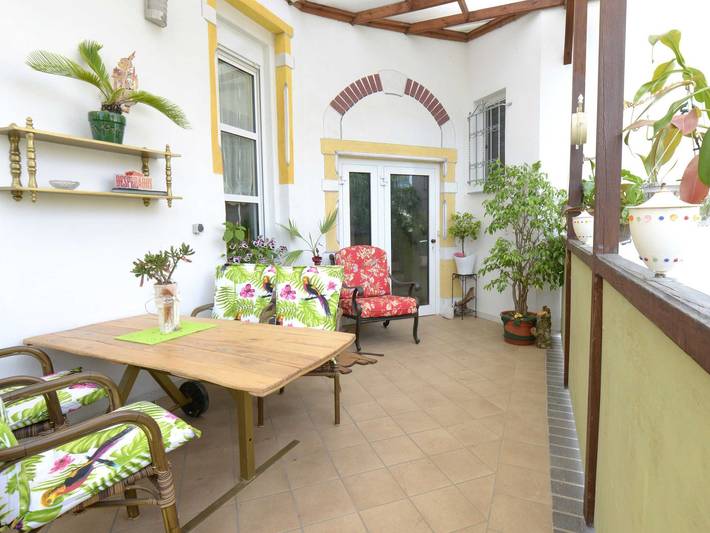 Ferienwohnung für 4 Personen, mit Terrasse und Garten in Großräschen