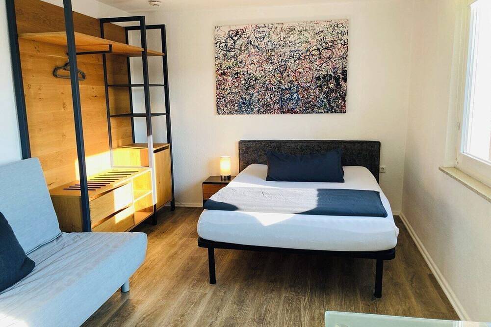 Ganze Wohnung, Modern und hochwertig eingerichtetes Penthouse (125qm) mit Balkon und kostenfreiem Wlan in Grettstadt, Fränkisches Weinland