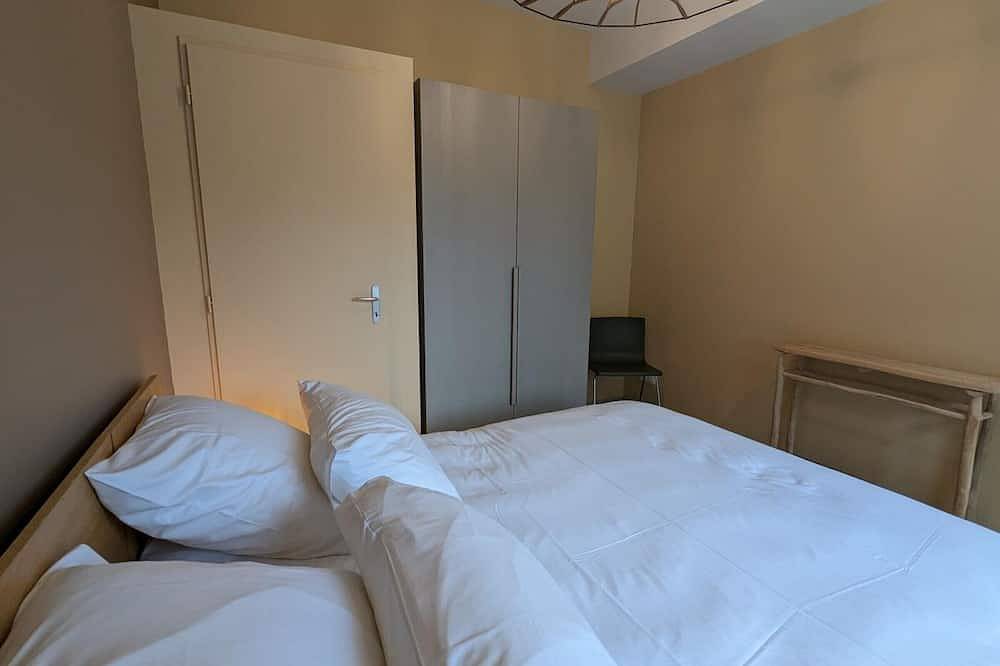 Charmante maison à Angoulême, cour privée, proche parc et bus, accueil bébé, Wifi, animaux acceptés in Angoulême, Charente