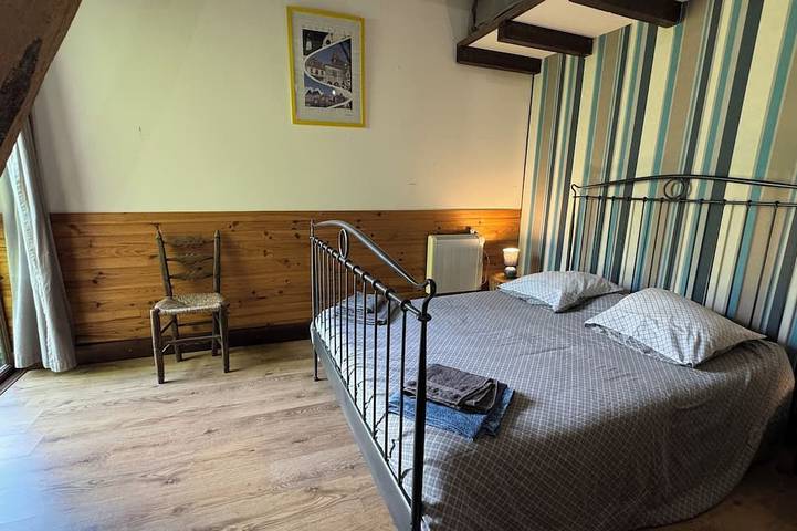 Location de vacances pour 6 personnes, avec piscine et jardin, animaux acceptés à Frayssinet-le-Gélat - 3