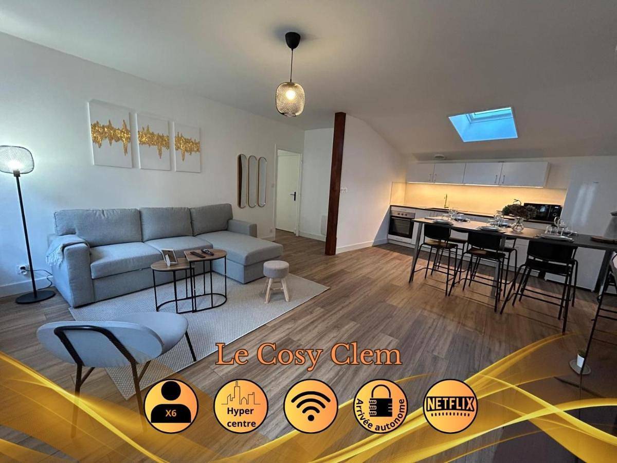 Appartement entier, Two-Bedroom Apartment in Pélussin, Parc Naturel Régional du Pilat