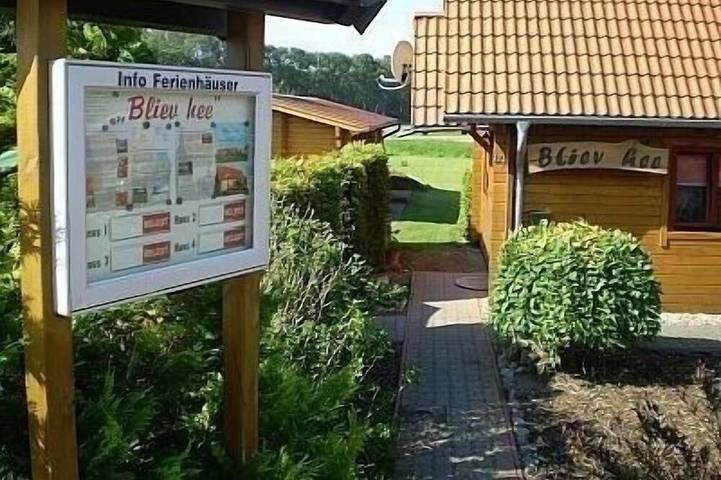 Ferienhaus für 4 Personen, mit Garten und Balkon in Klink