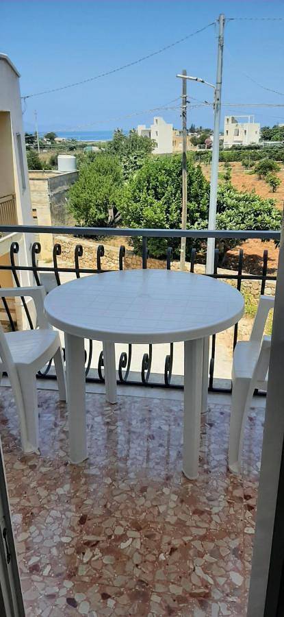 Casa vacanza per 4 persone, con balcone e panorama a Marausa