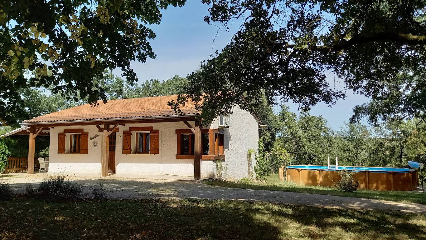 Gîte "le Chêne et les Etoiles" avec piscine proche de Rocamadour in Le Bastit, Parc Naturel Régional des Causses du Quercy