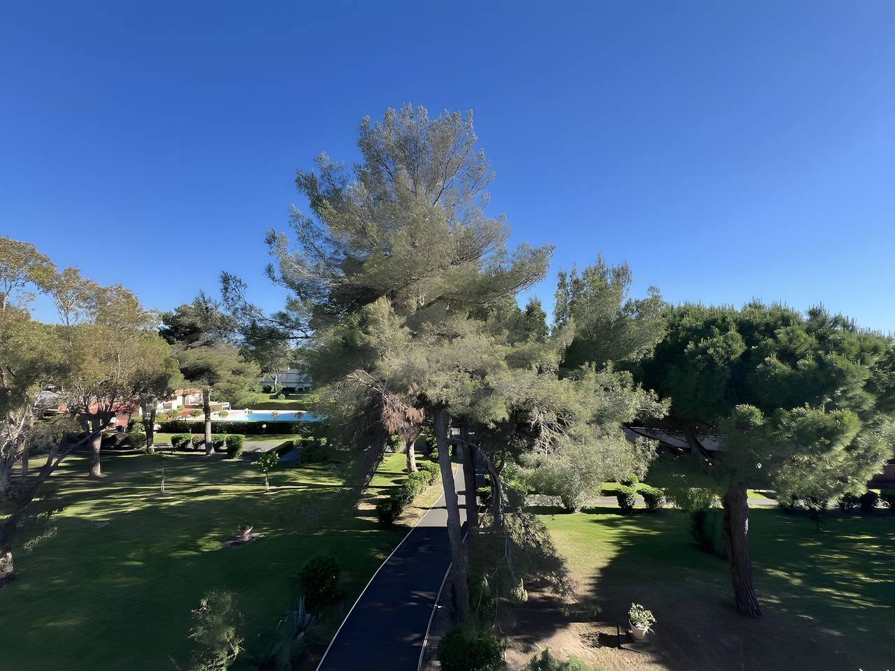 Appartement entier, Appartement « Trilocale avec solarium et piscine » avec piscine commune et terrasse privée in Marina di Bibbona, Bibbona