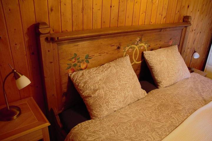 Chambre d’hôte pour 2 personnes, avec vue ainsi que terrasse et jardin dans Canton de Fribourg - 2