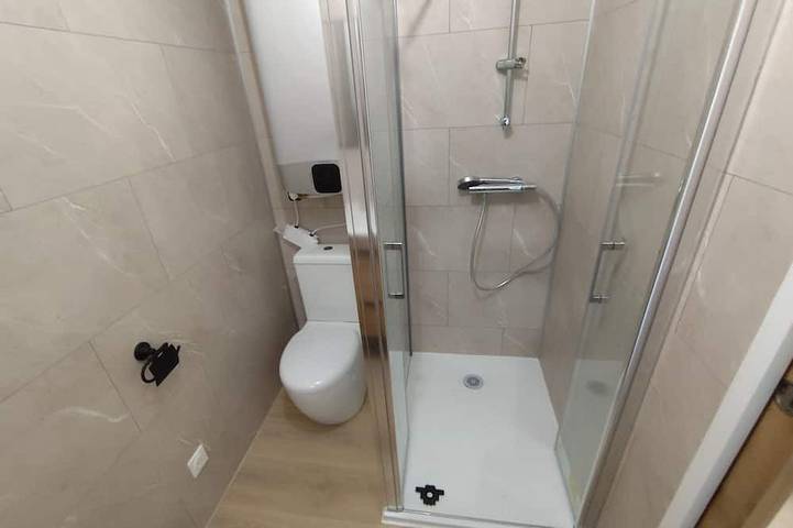 Apartamento entero, Studio with garden and pool in Caissargues, Region de Nimes