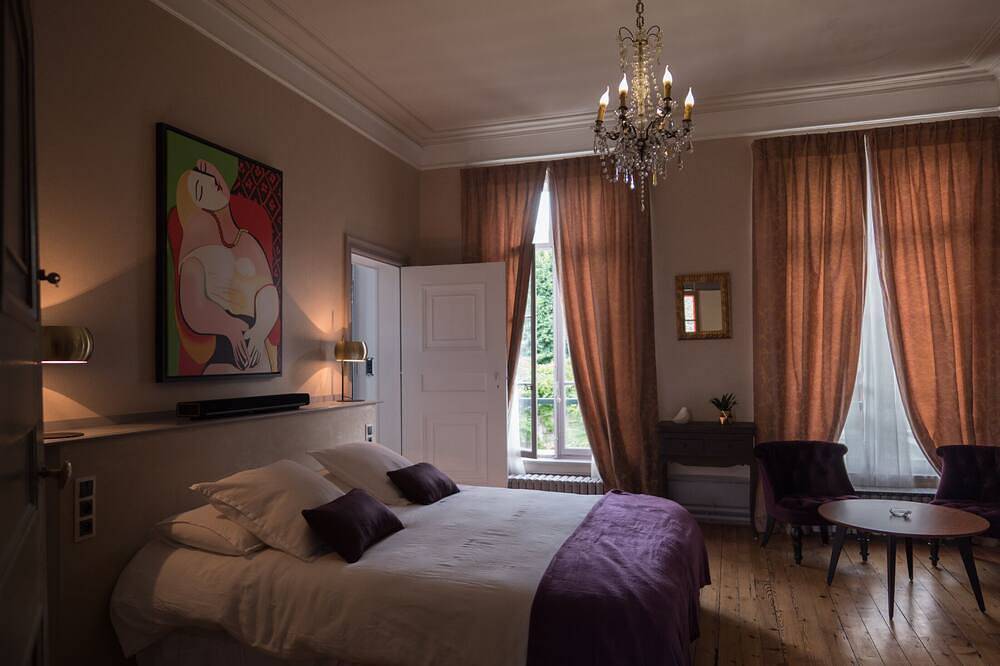 Notre Dame\" guest room with garden view. Breakfast included  in Amiens, Región de Amiens