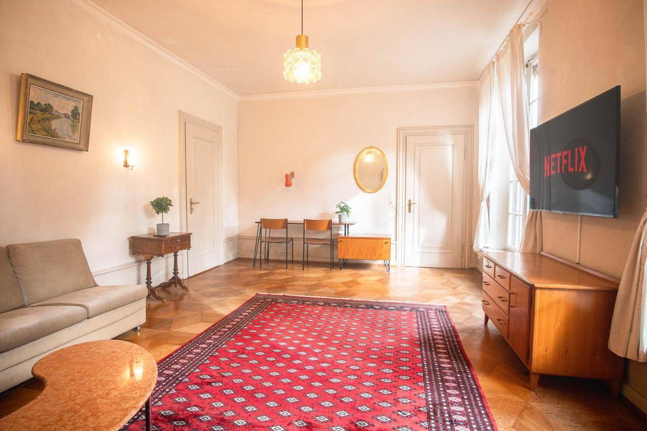 Beautiful Villa in the Heart of Basel in Basel Zustellkreis, Basel