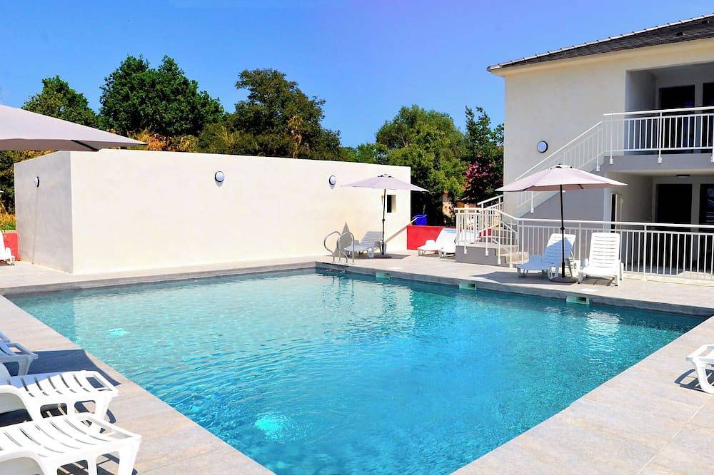 Appartamento intero, Bungalow sul mare con spiaggia attrezzata in Santa Lucia di Moriani, Corte e dintorni