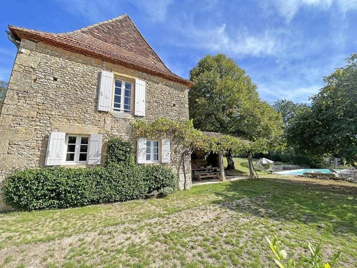 Location de vacances pour 4 personnes, avec piscine à Paunat