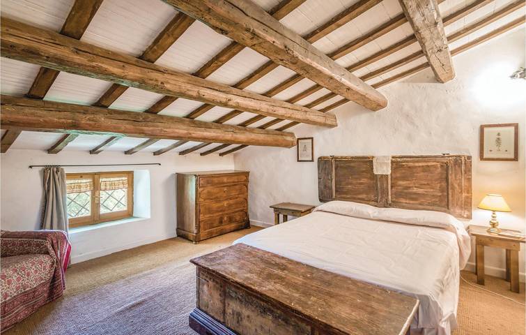 Casa vacanza per 19 persone con piscina in Apecchio, Valle del Metauro