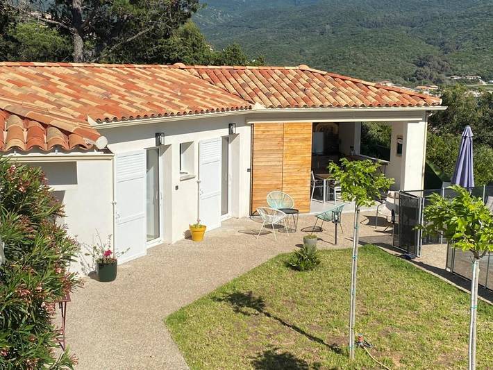 Maison d’hôte pour 2 personnes, avec vue ainsi que piscine et jardin à Pietrosella - 2