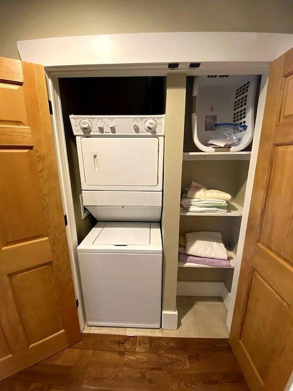 Villa pour 8 personnes, avec jardin et jacuzzi, animaux acceptés dans Canada - 4