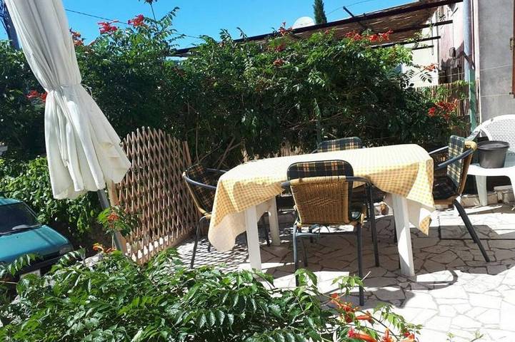 Ferienhaus für 4 Personen, mit Terrasse auf Cres