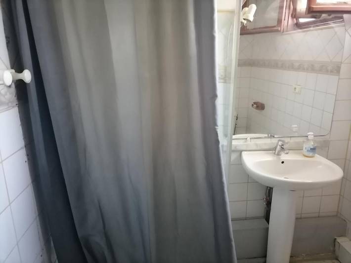 Gîte pour 6 personnes, avec terrasse, animaux acceptés dans Montfavet - 3