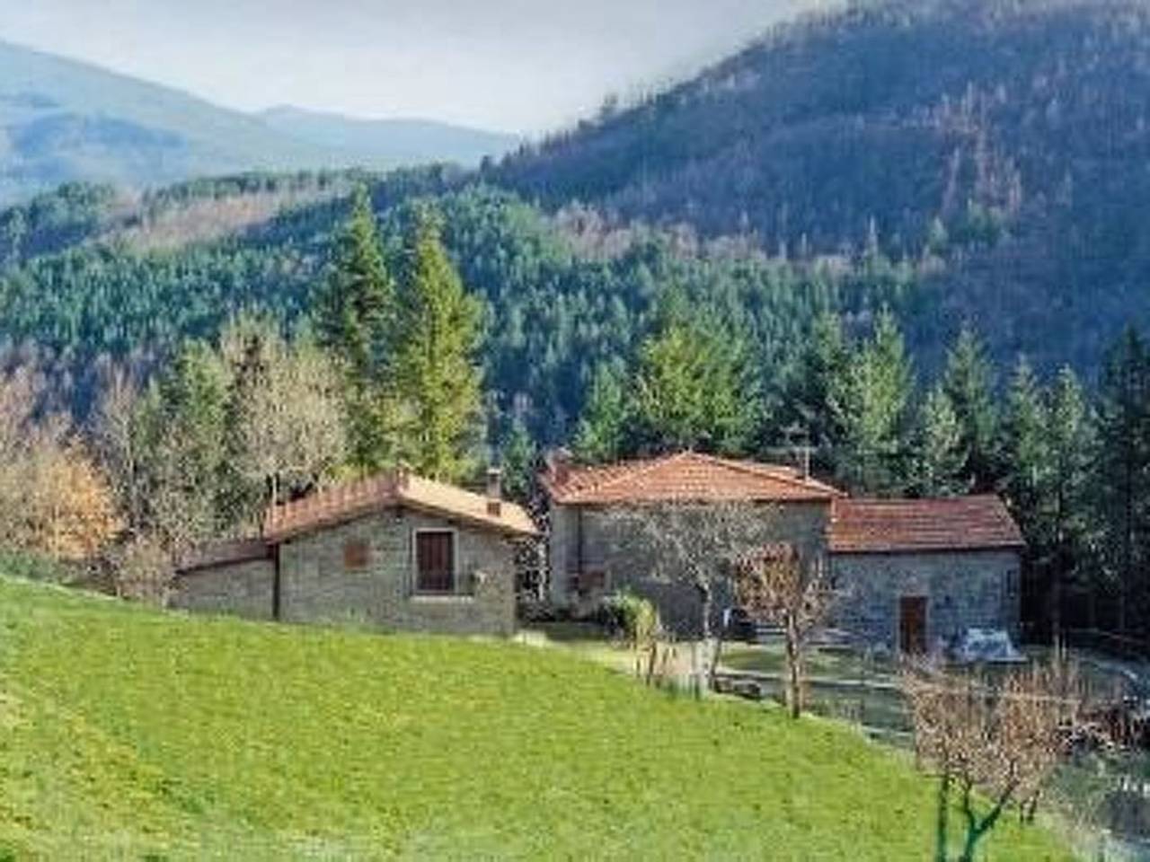 Appartamento intero, Maisonette-Ferienwohnung mit Garten in Bibbiena, Alta Via dei Parchi