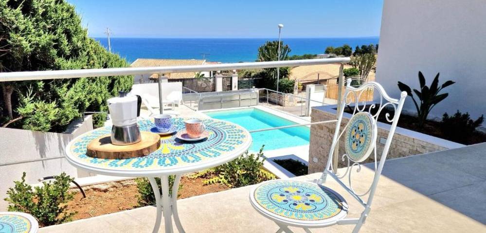 "Villa Taliala" mit Meerblick, privater Terrasse und privatem Pool in Alcamo, Trapani Provinz