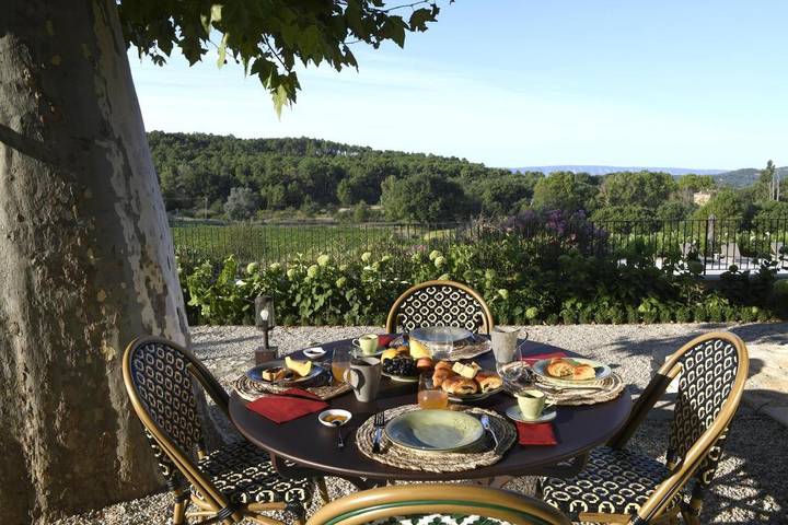 Location de vacances pour 3 personnes, avec Terrasse ainsi que Jardin et Piscine à Gargas - 3