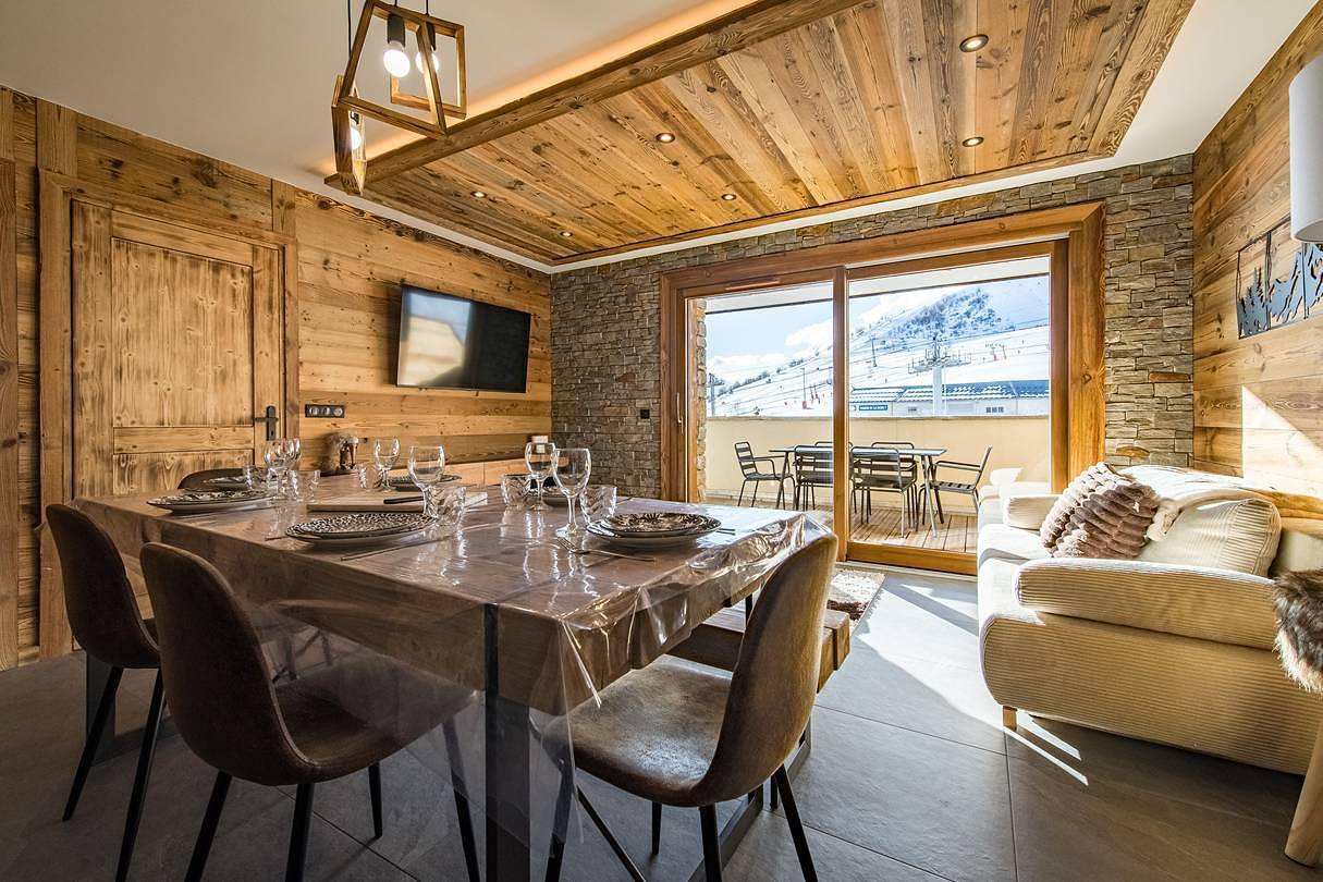 Apartamento vacacional entero, Apartment for 6/8 people with jacuzzi in a new residence on the slopes in La Toussuire, Fontcouverte-la Toussuire
