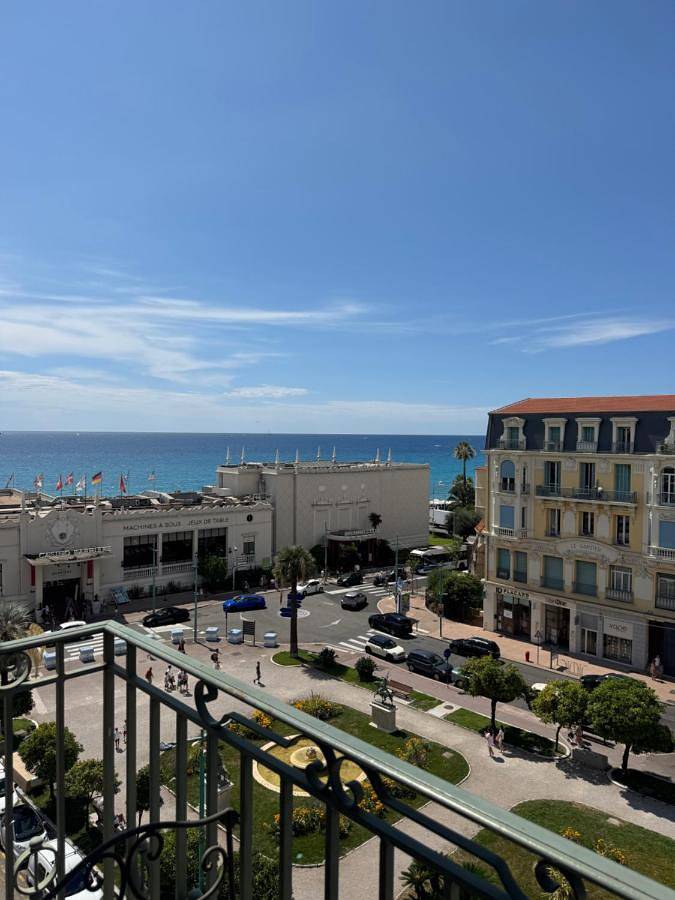 Gîte pour 2 personnes, avec vue et terrasse, animaux acceptés dans Casino De Menton - 4
