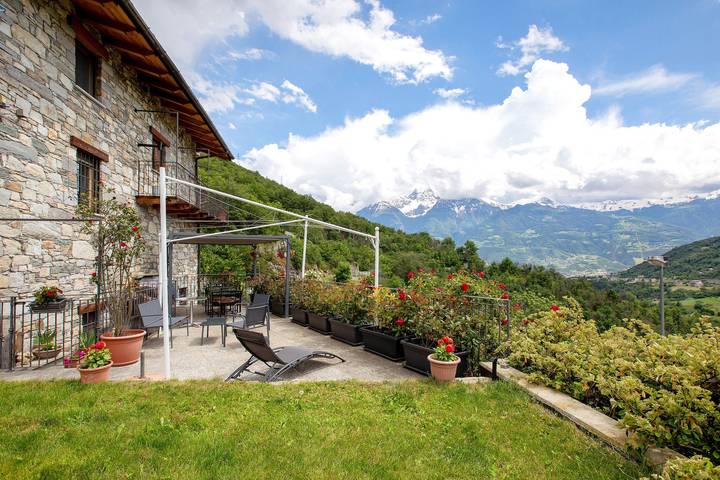 Location de vacances pour 4 personnes, avec Balcon et Jardin