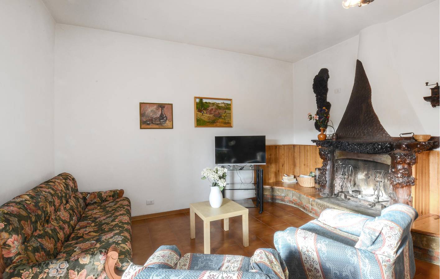 Geräumiges Apartment mit einem Schlafzimmer, Pool und Garten in der Nähe von Fiume Fiora in Santa Fiora, Grosseto Provinz