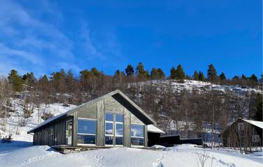 Ferienhaus für 10 Personen, mit Garten und Terrasse sowie Ausblick in Ost-Norwegen