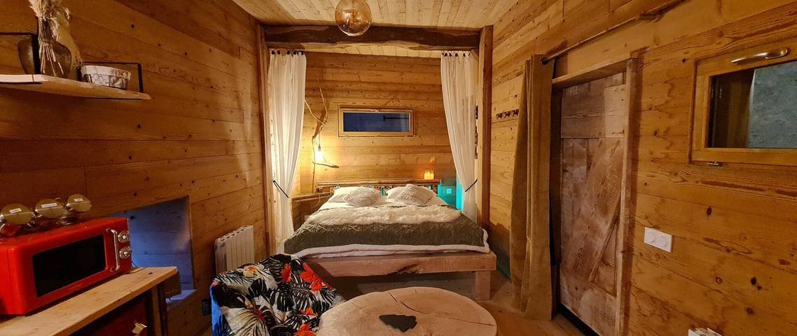 Chambre d’hôte pour 2 personnes, avec Jacuzzi et Jardin dans le Doubs - 4