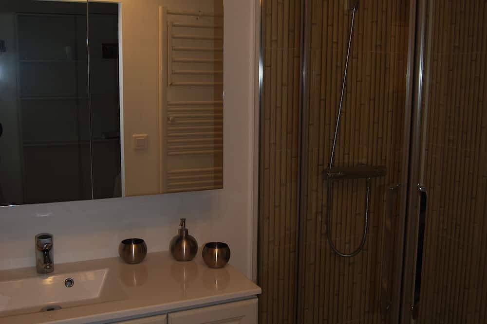 Appartement entier, Appartement avec accès direct sur le prestigieux Golf de Chiberta. in Anglet, Région de Bayonne