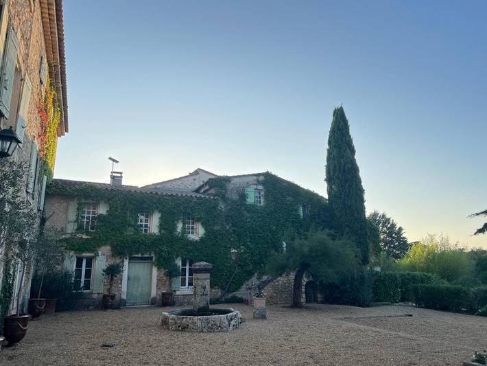 Chambre d’hôte pour 3 personnes, avec jardin ainsi que piscine et vue à Apt - 2