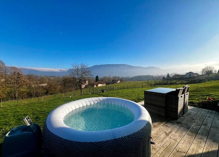 Location de vacances pour 2 personnes, avec jacuzzi ainsi que jardin et sauna à Dullin - 3