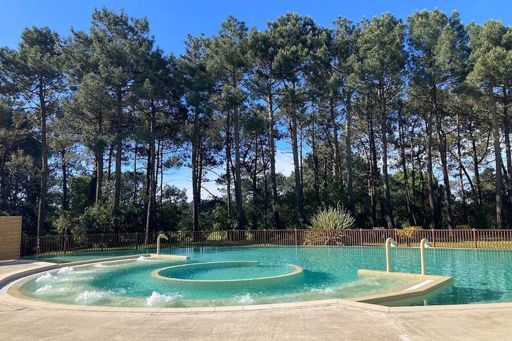 Ferienwohnung für 5 Personen, mit Balkon und Pool in Lacanau Ocean