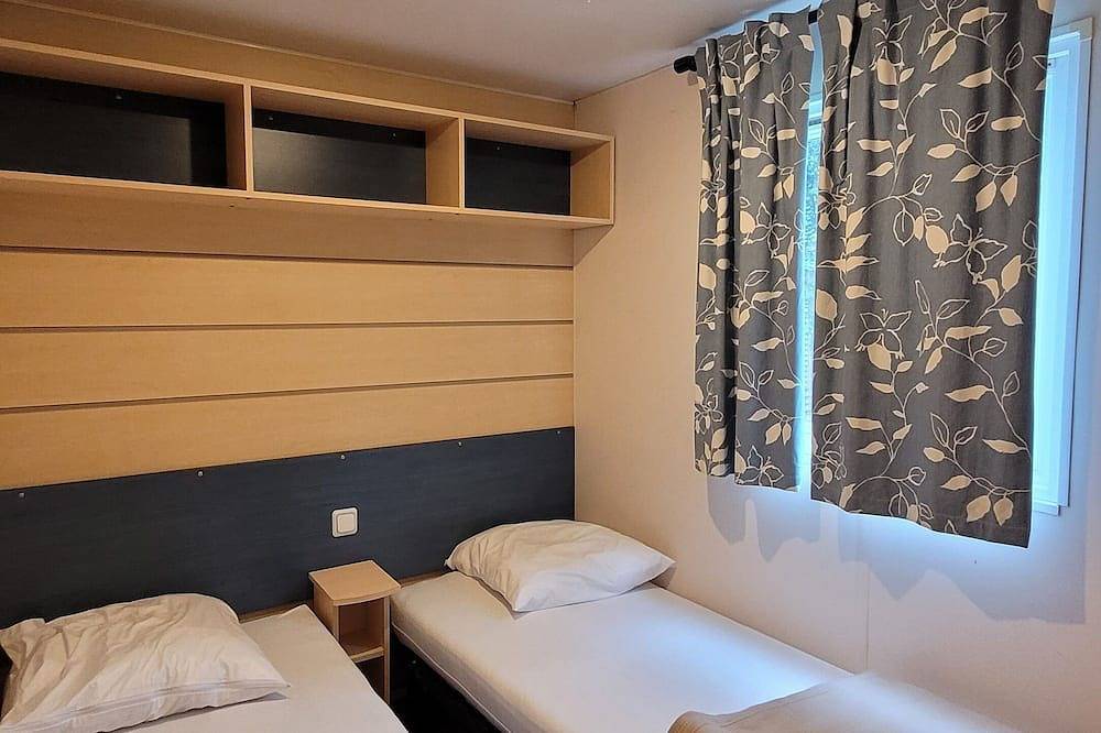Mobilehome Verona, climatisée, Tv, Wifi, 15 min du Europa-Park! in Boofzheim, Région de Sélestat-Erstein
