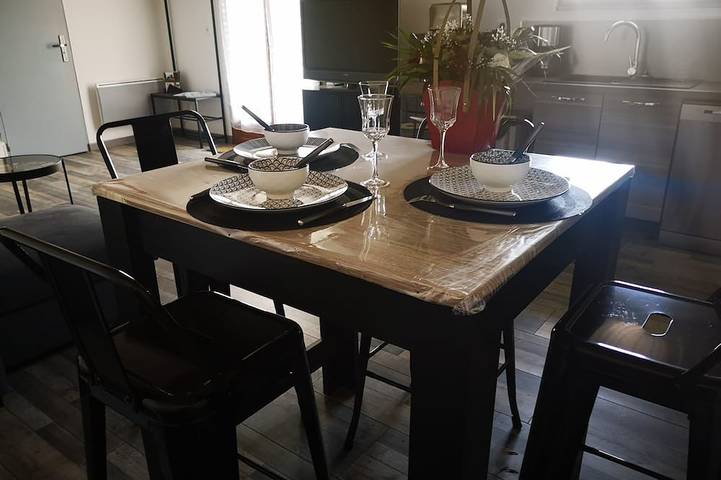 Gîte pour 4 personnes, avec Terrasse et Jardin à Boursault (Marne)