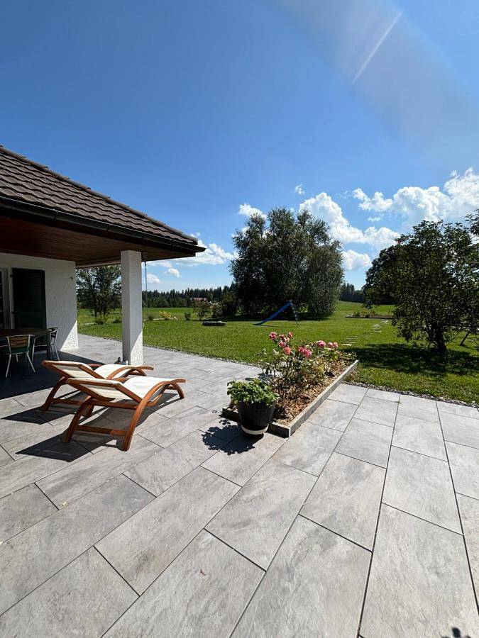 Chambre d’hôte pour 2 personnes, avec terrasse et jardin ainsi que vue et sauna dans Canton du Jura - 4