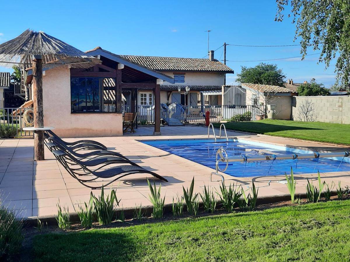 Four-Bedroom House in Saint-Georges-de-Reneins, Beaujolais
