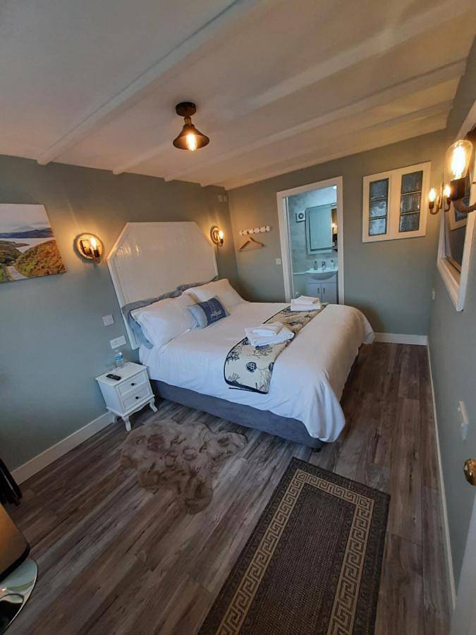 King Room with Garden View in Rothesay, Argyll & Bute