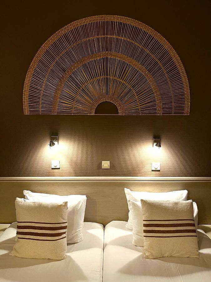 Hôtel pour 3 personnes, avec piscine et jardin à Orange - 2
