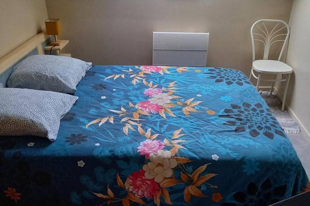 Maisonfrancolatine – House with Parking, Terrace, and Garden in Sainte-Maure-de-Touraine, Chinon region