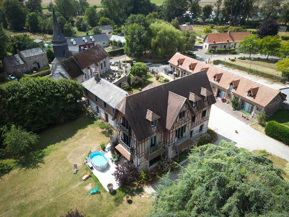 Caux Loc' du Manoir in Graincourt, Derchigny