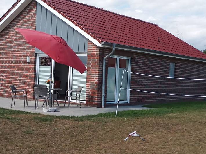 Ferienhaus für 4 Personen, mit Terrasse und Garten, mit Haustier in Jade