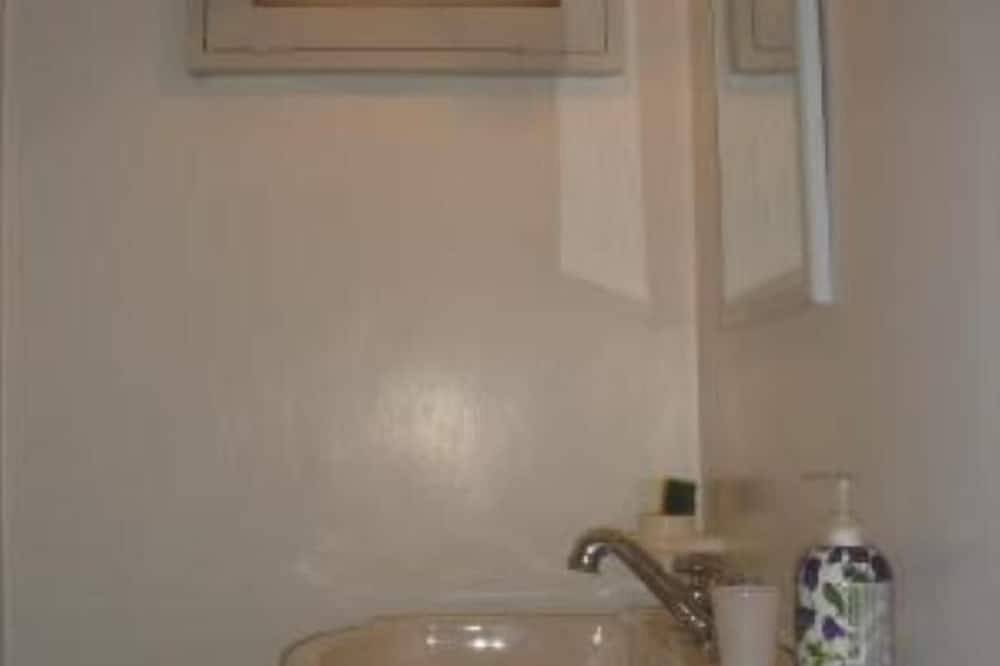 Entire apartment, Apartment/ flat - Trapanihouse with character in Trapani, Trapani Province