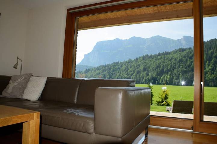 Ferienwohnung für 2 Personen, mit Terrasse und Garten sowie Pool und Sauna in Bizau