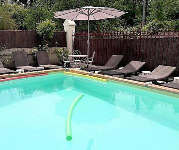 Gîte pour 5 personnes, avec terrasse et piscine à Saint-Georges-sur-Cher