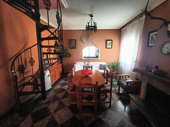 Casa rural para 6 personas, con Balcón y Terraza además de Jardín y Piscina en Almodóvar del Río - 3