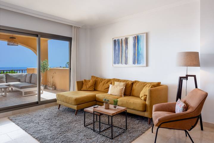 Ganze Wohnung, Ferienwohnung für 4 Personen mit Balkon in Paraiso Park, Benahavís